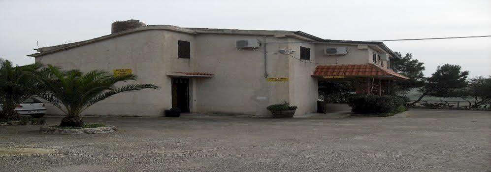Ville Bellajo Villaggio La Loggia Exterior photo